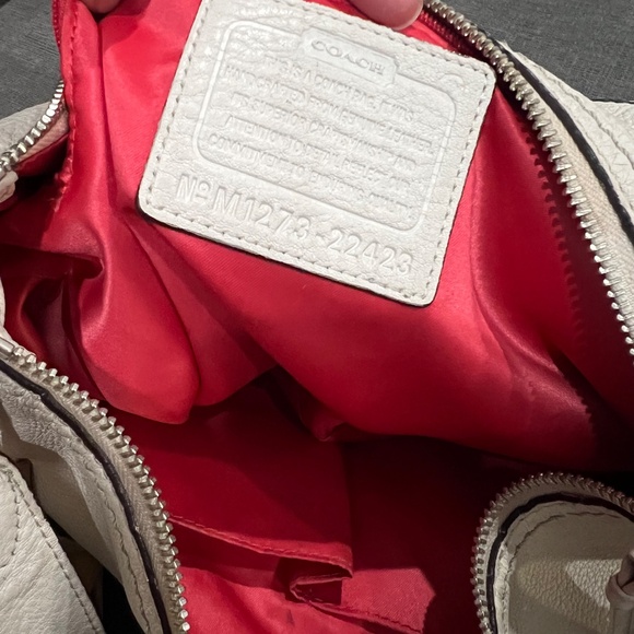 Coach Leather Hobo Shoulder Bag #22423 - Picture 12 of 12